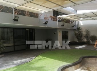 54819 – Venta – Casa Como Terreno – San Isidro